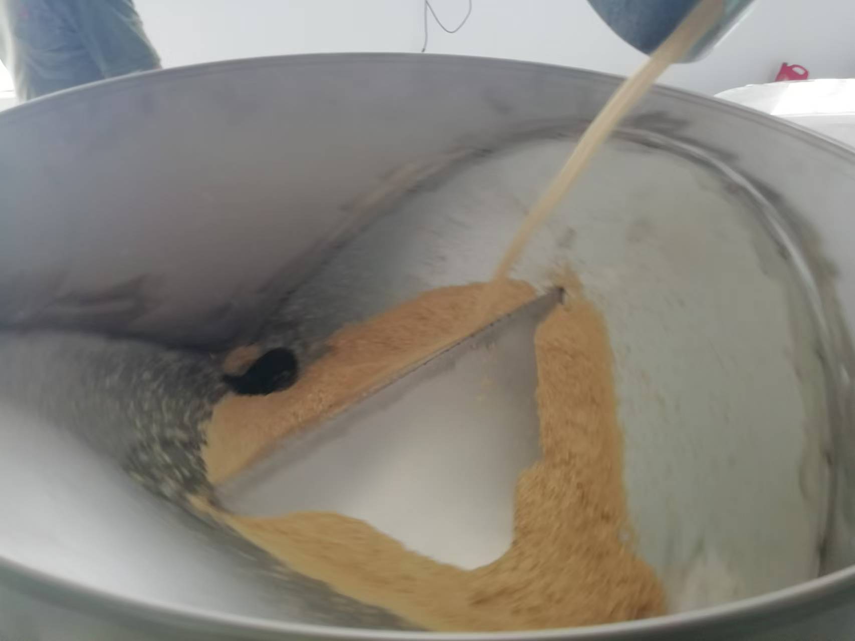 河北省黃驊市石磨面粉機(jī)生產(chǎn)線，日處理小麥30噸